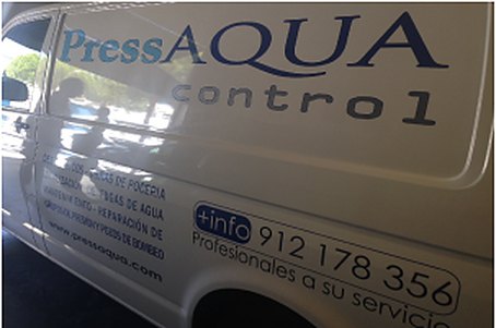 Equipo y vehículo de PressAqua Control